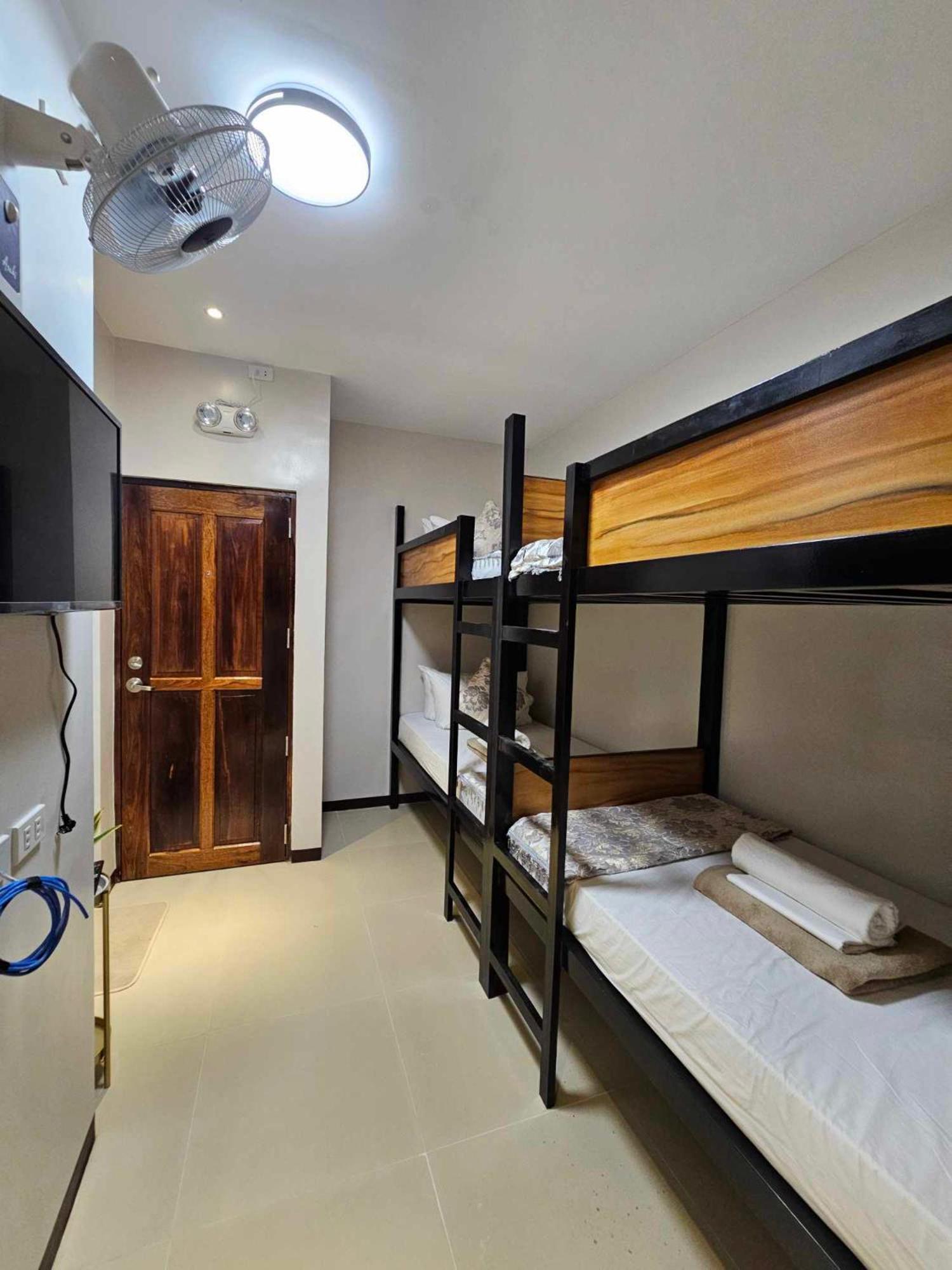 Jaijai'S Backpackers Inn كورون المظهر الخارجي الصورة